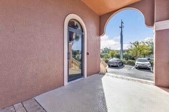 2484 Caring Way, Port Charlotte, FL for lease Building Photo- Image 1 of 32