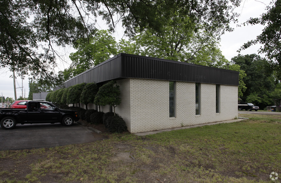 100 Memorial Dr, Greer, SC for sale - Primary Photo - Image 1 of 1