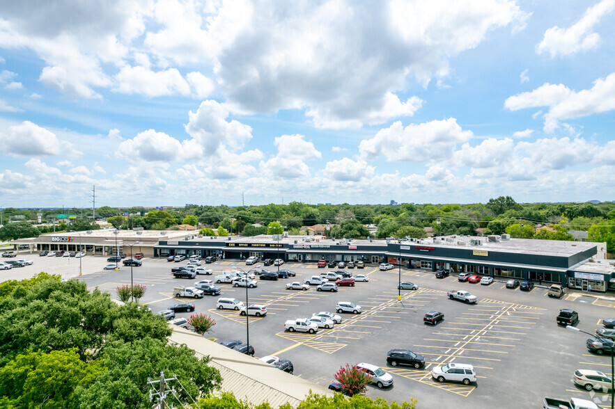 8650 Spicewood Springs Rd, Austin, TX for lease - Building Photo - Image 1 of 7