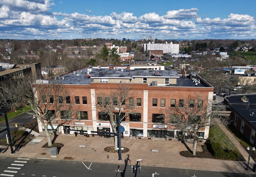 8-12 N Main St, West Hartford, CT for lease - Building Photo - Image 1 of 5