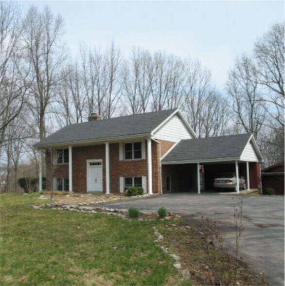 111 N Red Bank Rd, Evansville, IN 47712 Commercial Land w/ House