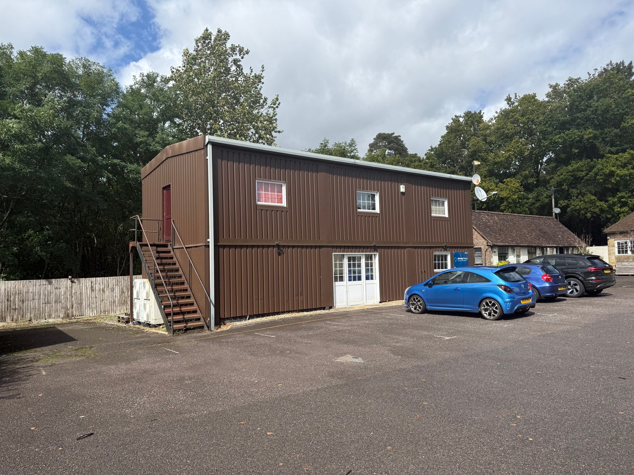 Unit 4, Blackhouse Farm, Blackhouse Road, Horsham for sale Building Photo- Image 1 of 1