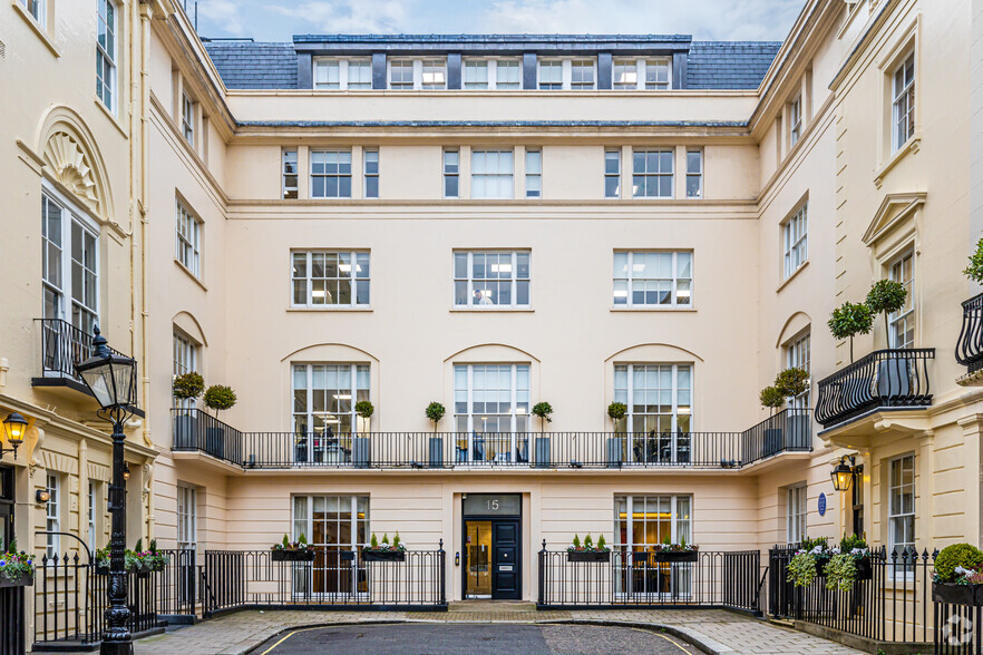 15 Suffolk St, London for lease - Primary Photo - Image 1 of 3