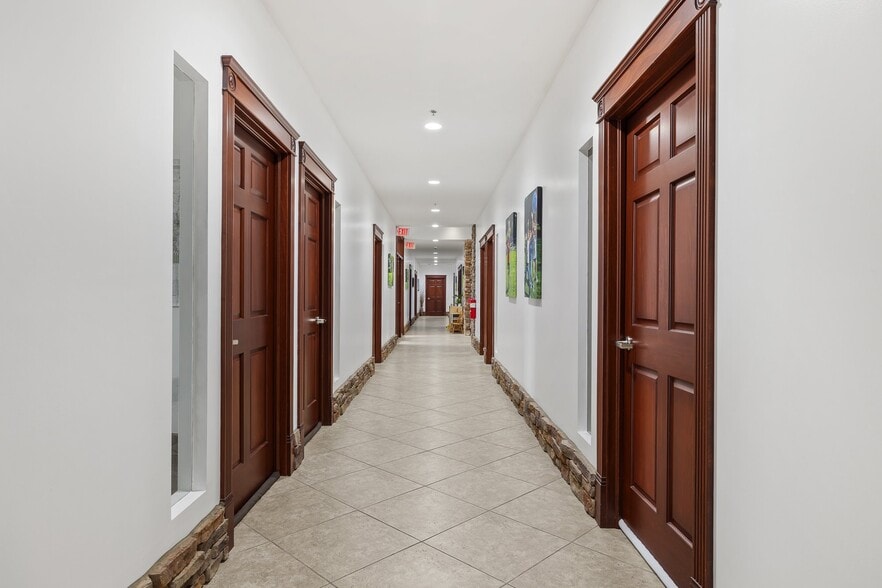 1 Hedstrom Dr, Ashland, OH for lease - Building Photo - Image 3 of 27