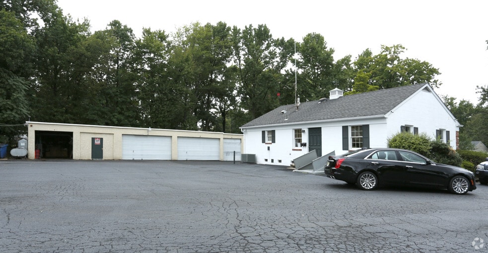 547-549 Lexington Ave, Cranford, NJ for lease - Building Photo - Image 2 of 4