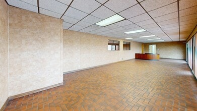 114 Ralph Ablanedo Dr, Austin, TX for sale Interior Photo- Image 1 of 4