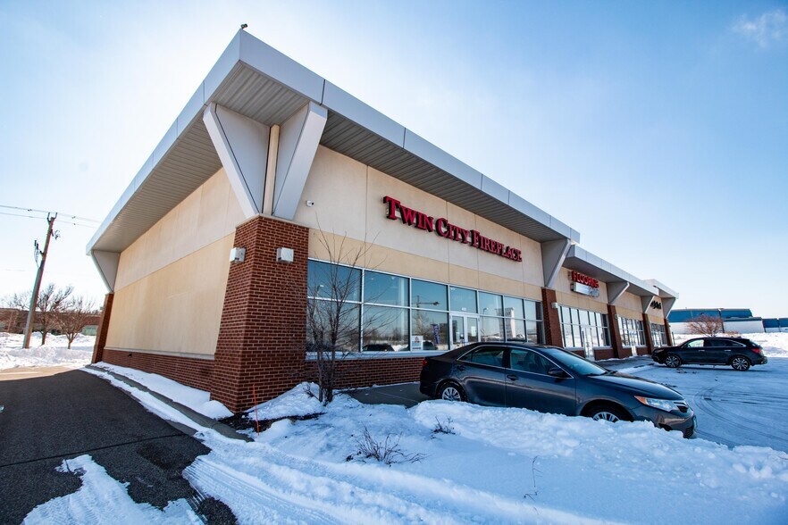 7828 Hudson Rd, Woodbury, MN 55125 Retail for Lease