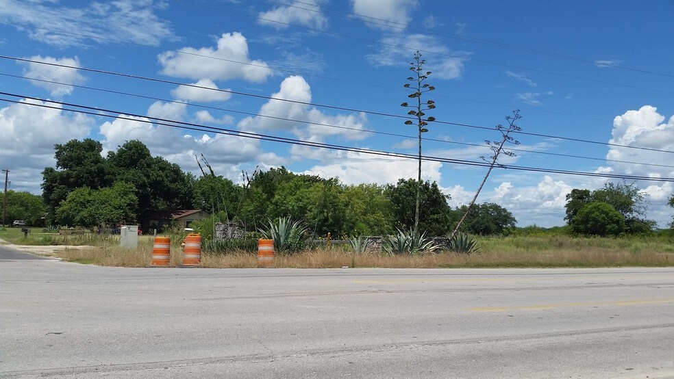 8604 Geronimo Dr, San Antonio, TX 78254