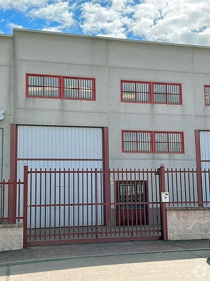 in Torrijos, Toledo for sale Primary Photo- Image 1 of 1