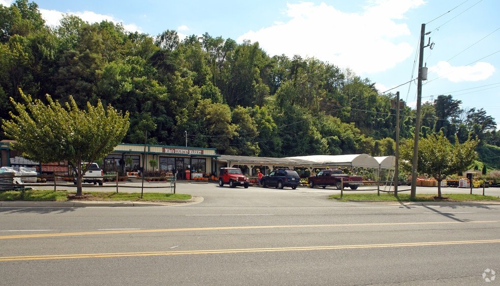 4330 Brandon Ave, Salem, VA for sale - Primary Photo - Image 1 of 1