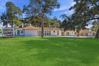 More details for 1016 N Ave E, Shiner, TX - Hospitality for Sale