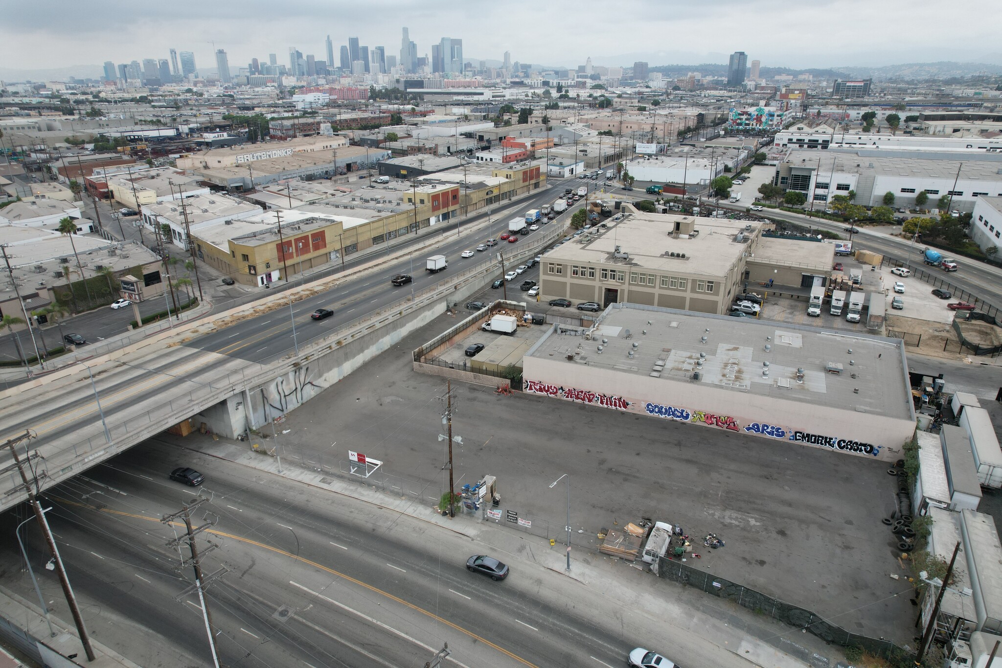 2415 E Washington Blvd, Los Angeles, CA for lease Aerial- Image 1 of 7