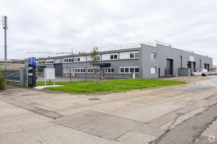 9 Avenue Du Maréchal De Lattre De Tassigny, Meyzieu for lease - Building Photo - Image 2 of 4