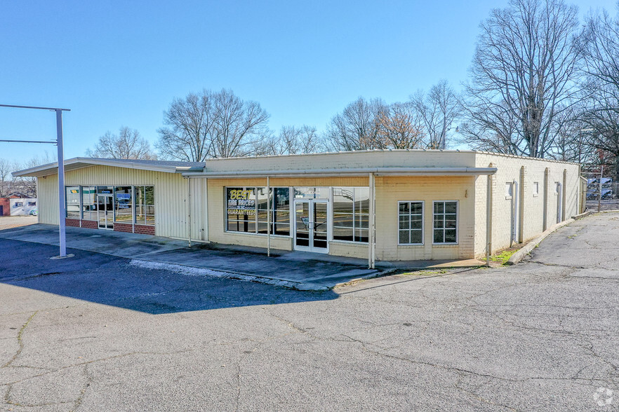 1809 W Front St, Statesville West, NC for sale - Primary Photo - Image 1 of 4