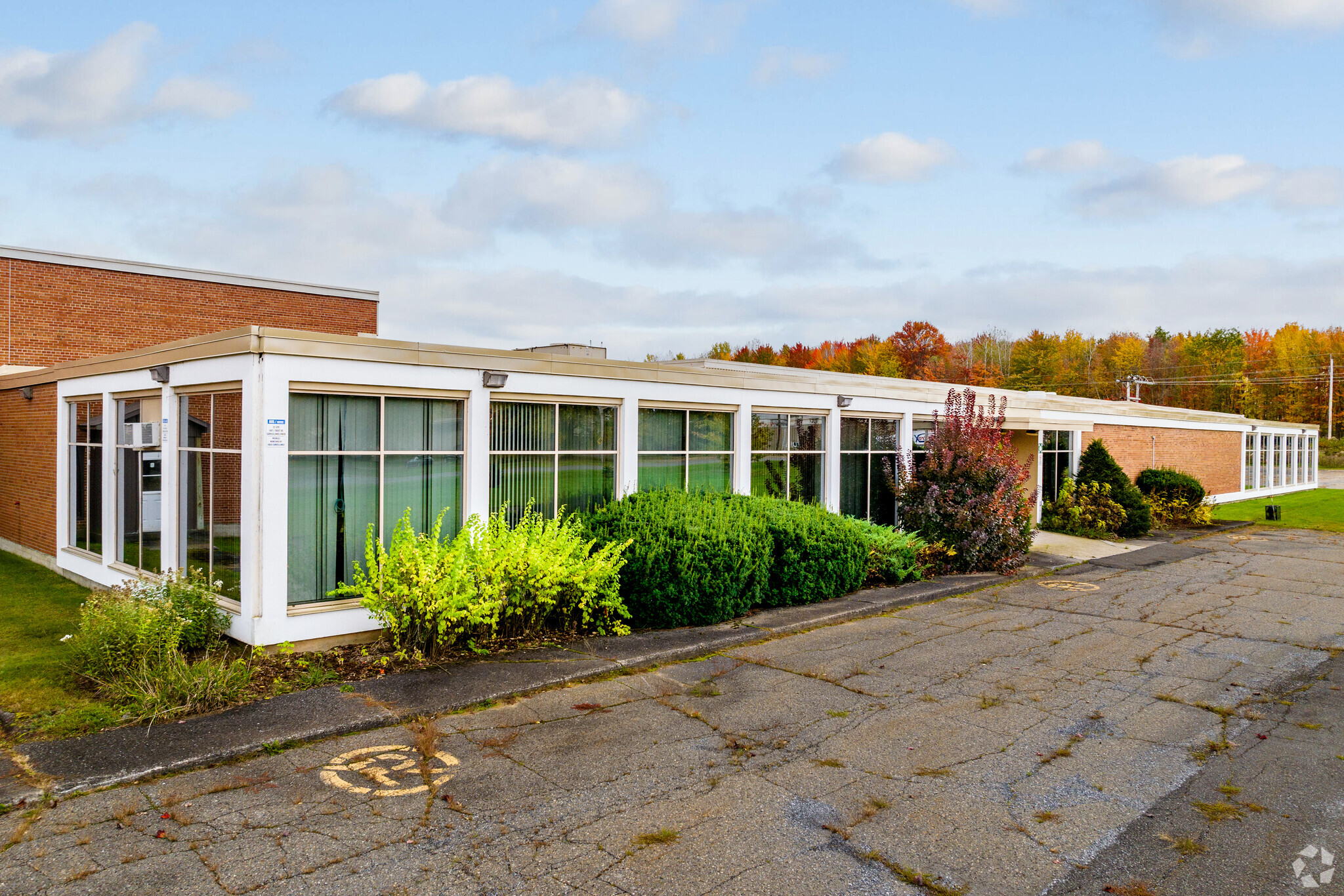 200 Boul Grand N, Cowansville, QC for lease Building Photo- Image 1 of 45