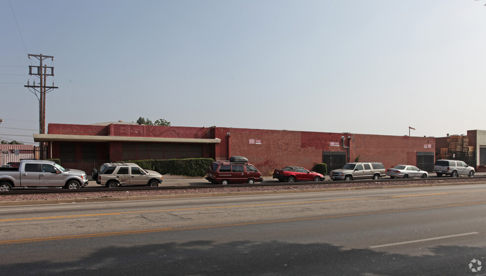 809-813 E Slauson Ave, Los Angeles, CA for lease - Building Photo - Image 3 of 3