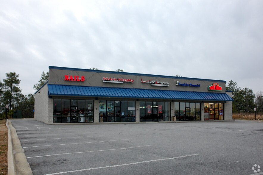 596 Carrollton Villa Rica Hwy, Villa Rica, GA for lease - Primary Photo - Image 1 of 2