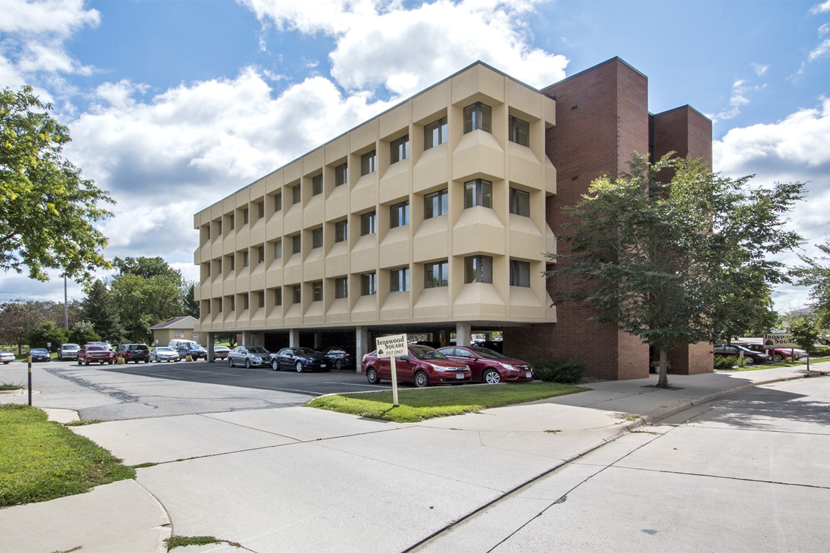 300 3rd Ave SE, Rochester, MN for sale Building Photo- Image 1 of 39