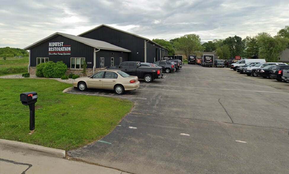 2230 Bohm Dr, Little Chute, WI 54140