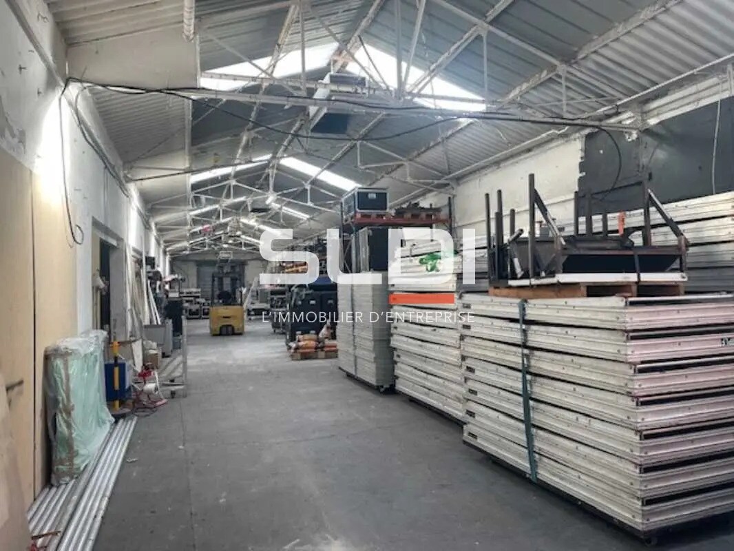 Flex in Villeurbanne for lease Interior Photo- Image 1 of 7