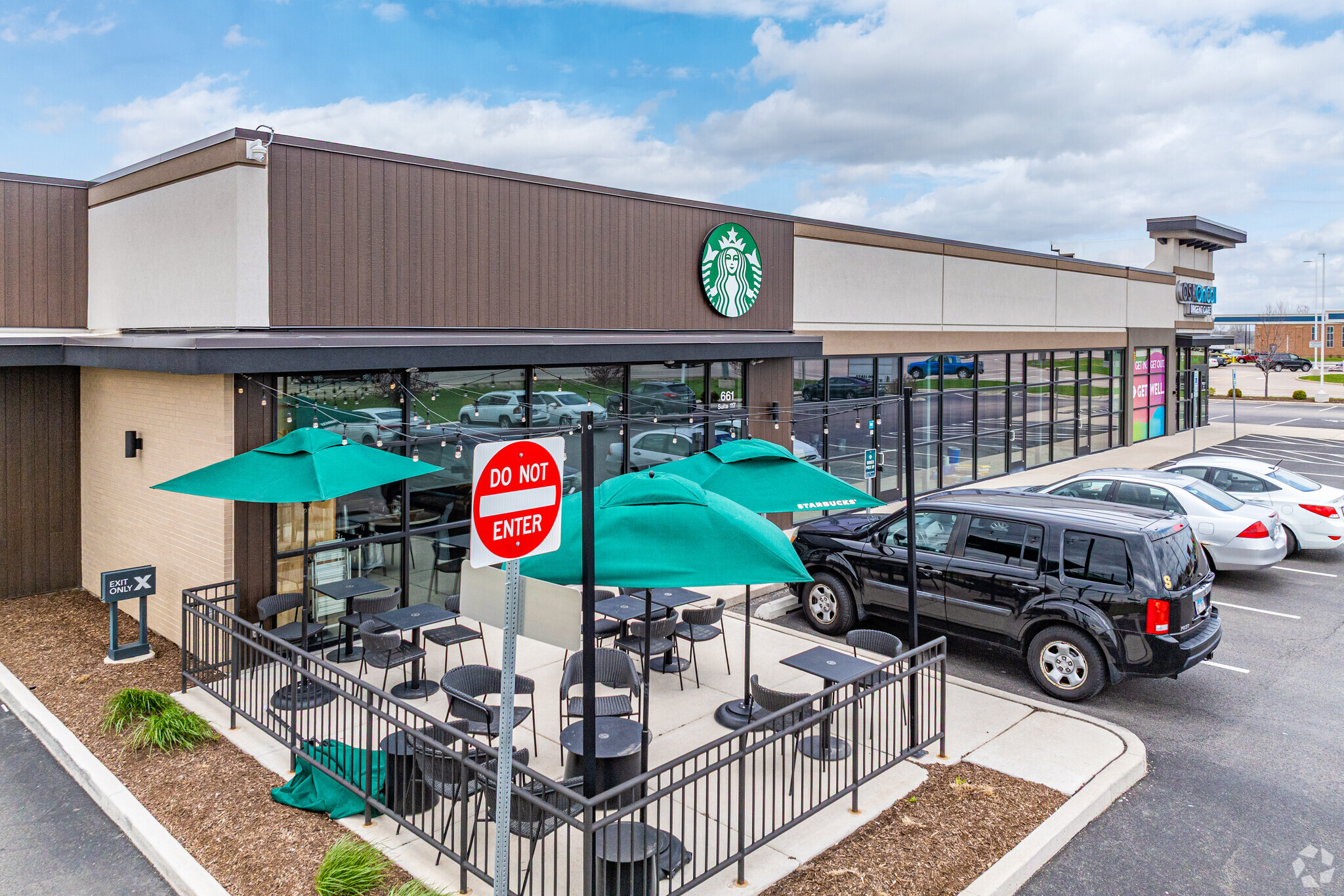 661 S Peace Rd, Sycamore, IL for lease Primary Photo- Image 1 of 7