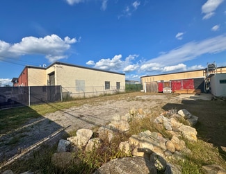 More details for 504 Magnolia Avenue Ave, Westbury, NY - Land for Lease