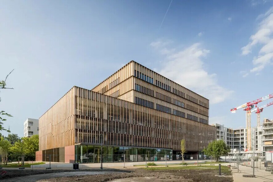 Retail in Bruges for sale - Building Photo - Image 3 of 3