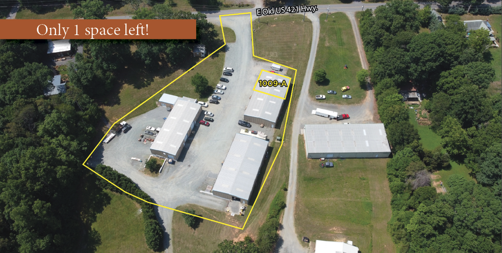 6517 E Old US 421 Hwy, East Bend, NC for sale - Building Photo - Image 1 of 1