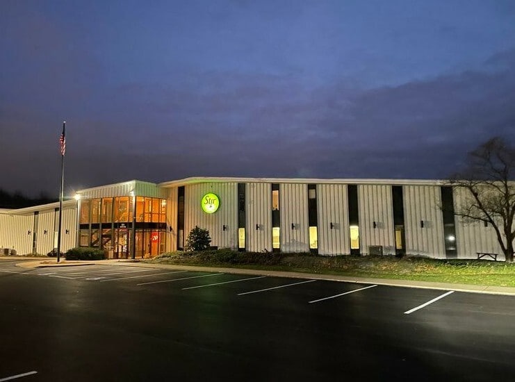 301-501 Richardson Dr, Lancaster, PA for sale Primary Photo- Image 1 of 5