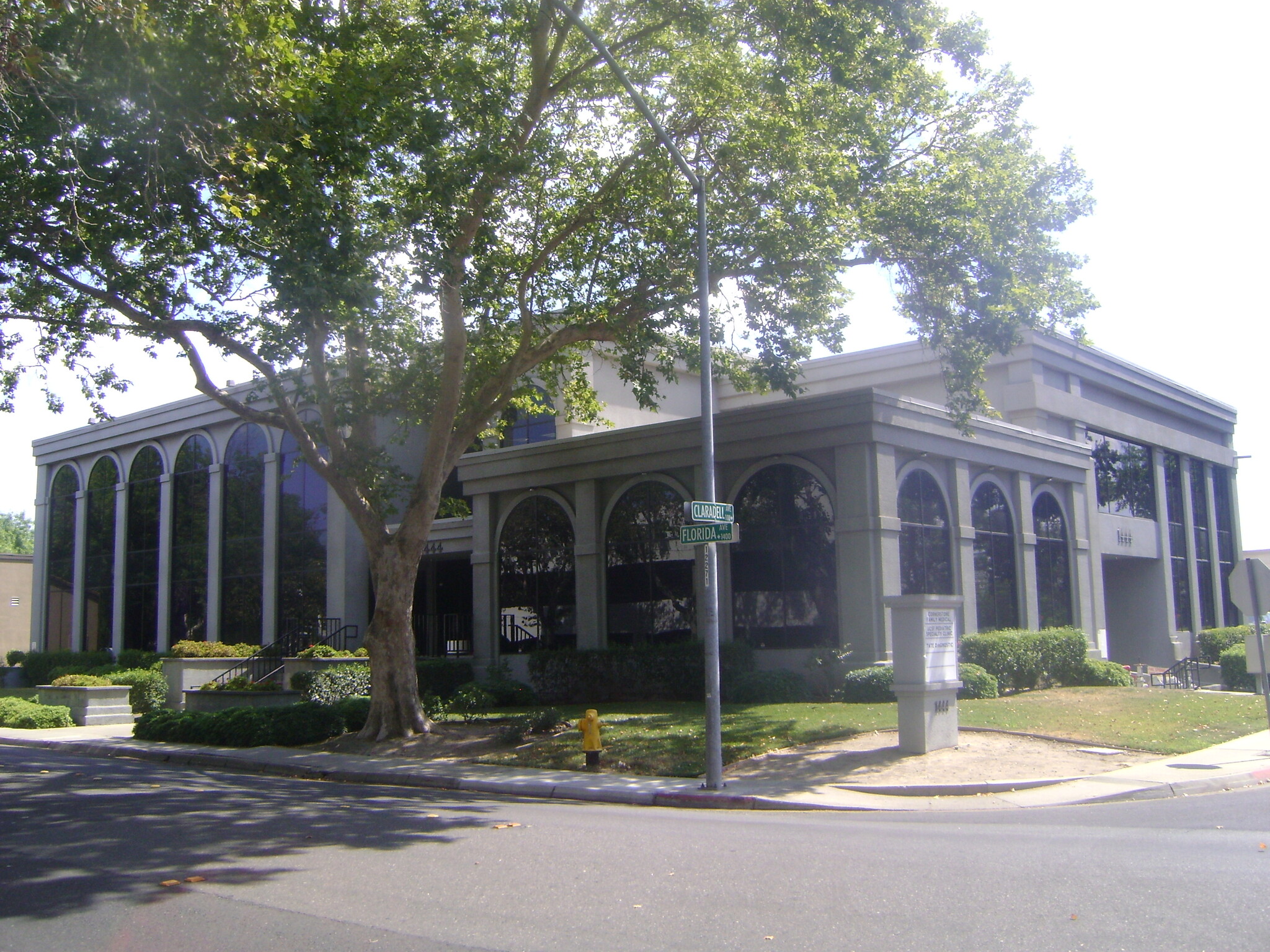 1444 Florida Ave, Modesto, CA for lease Building Photo- Image 1 of 4