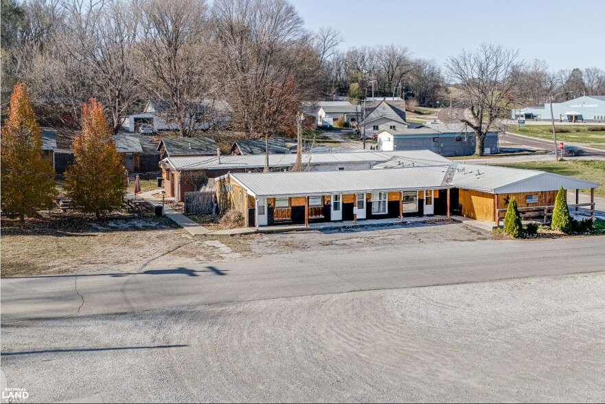 210 W 4th St, Rock Port, MO for sale - Building Photo - Image 3 of 4