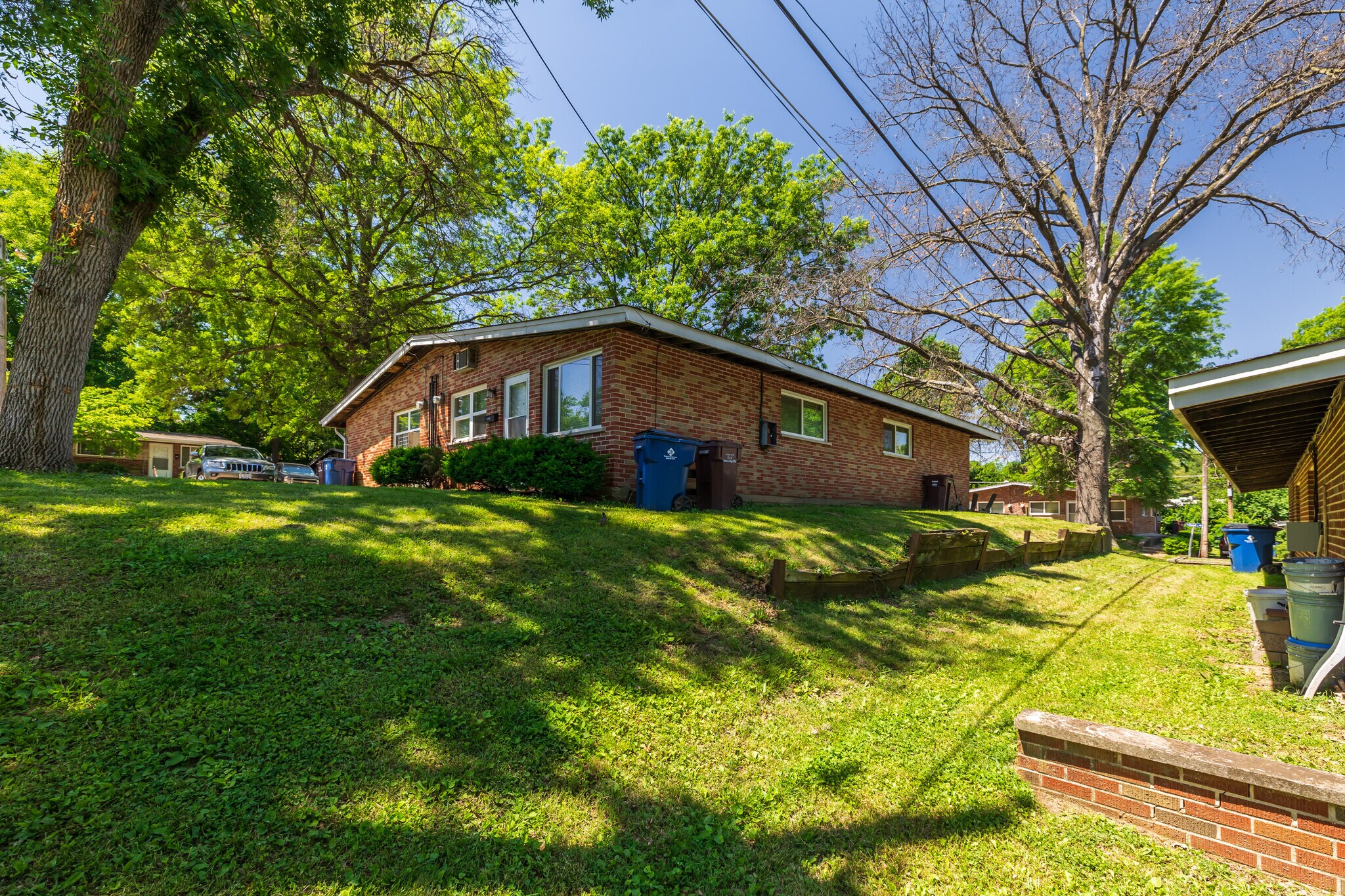 9748 McDowell Plz, Breckenridge Hills, MO 63114 Multifamily for Sale