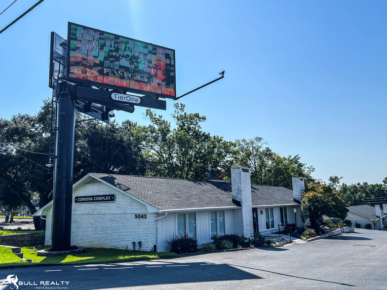 5043 Bayou Blvd, Pensacola, FL for sale - Building Photo - Image 2 of 7