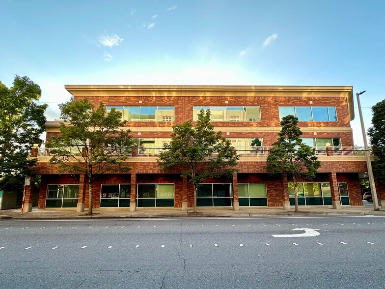 8201 164th Ave NE, Redmond, WA for lease - Building Photo - Image 1 of 1