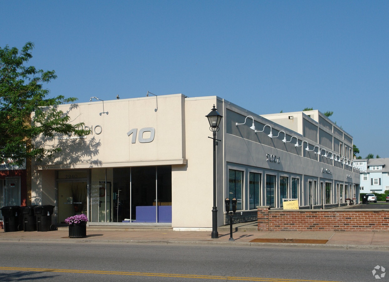 2940 Delaware Ave, Buffalo, NY 14217