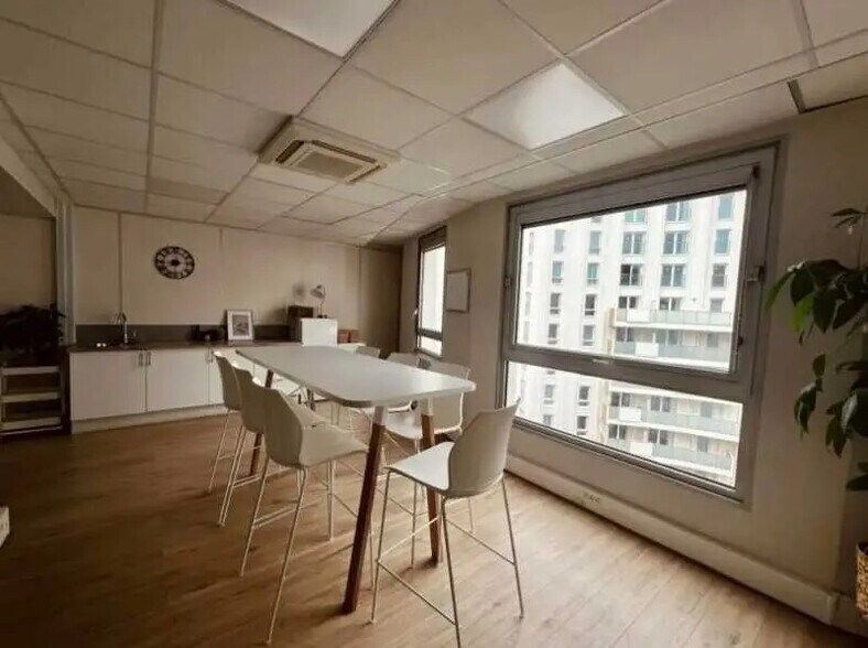 107-111 Rue Du Château Des Rentiers, Paris for lease - Interior Photo - Image 2 of 5