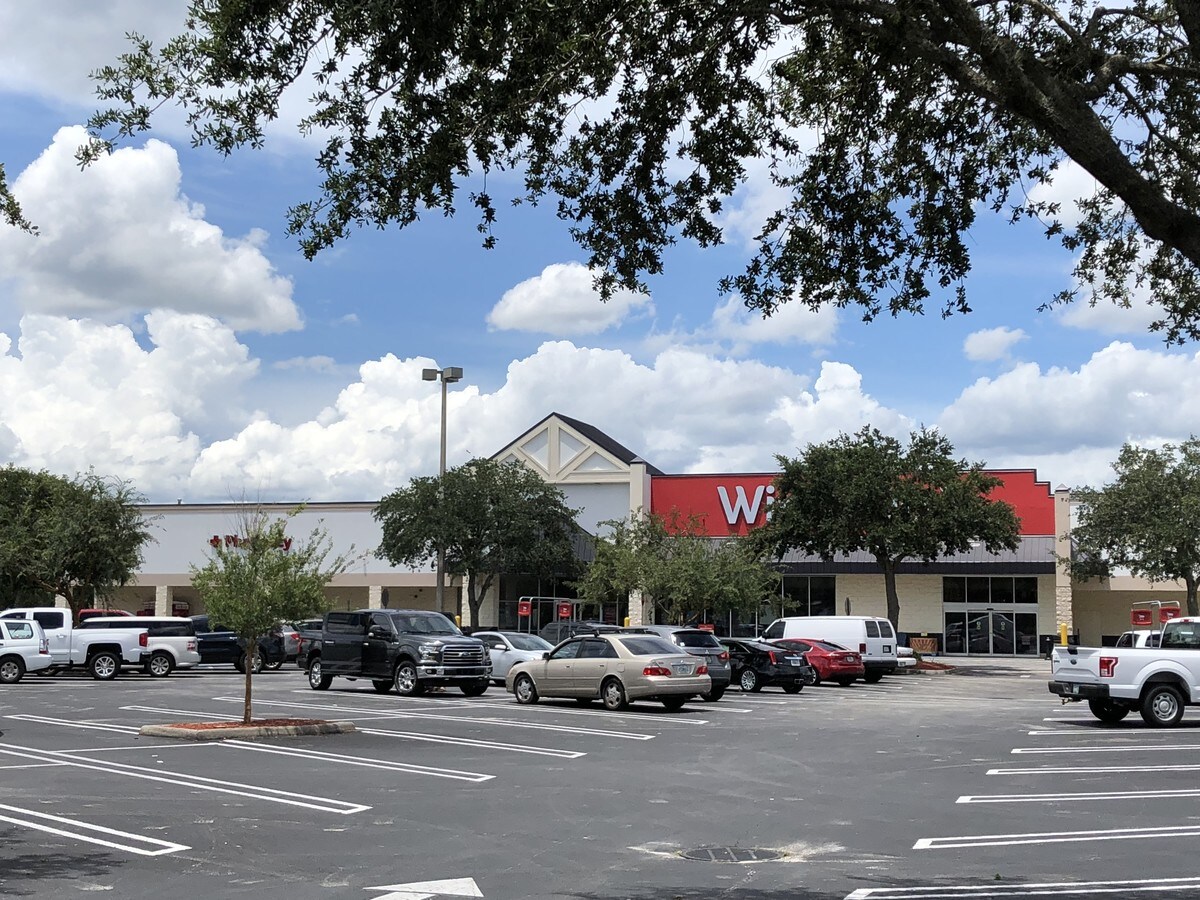 2880 Howland Blvd, Deltona, FL 32725