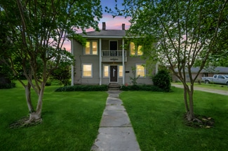 More details for 1005 W Clayton St, Dayton, TX - Office for Sale