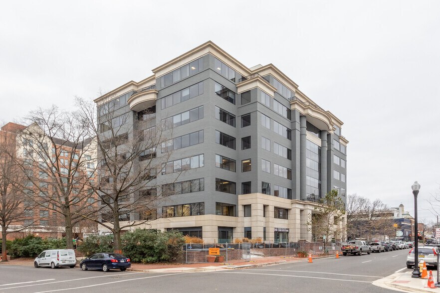 500 Montgomery St, Alexandria, VA for lease - Building Photo - Image 2 of 7