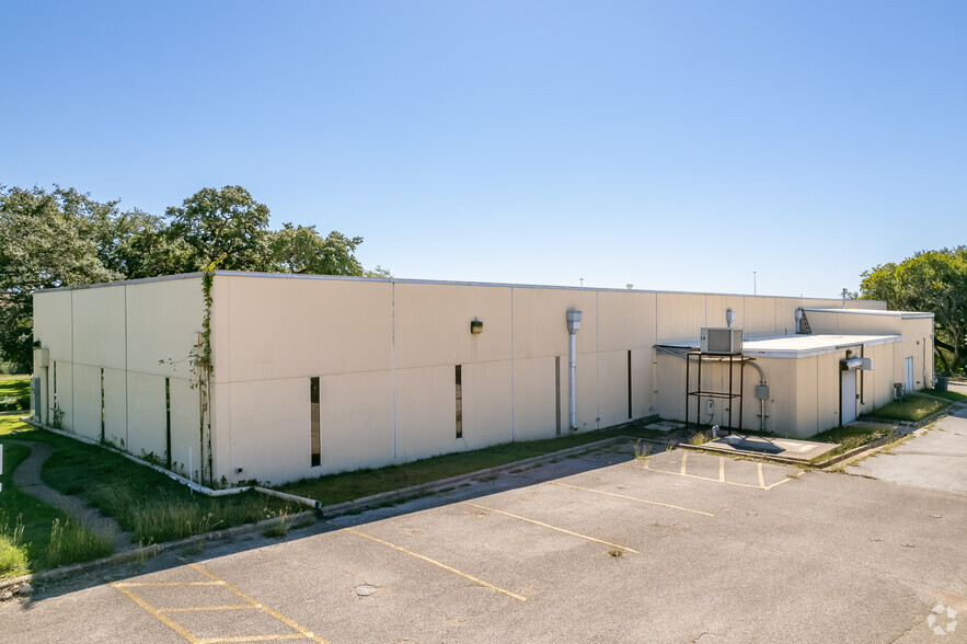 7415 Circle S Rd, Austin, TX for lease - Primary Photo - Image 1 of 3