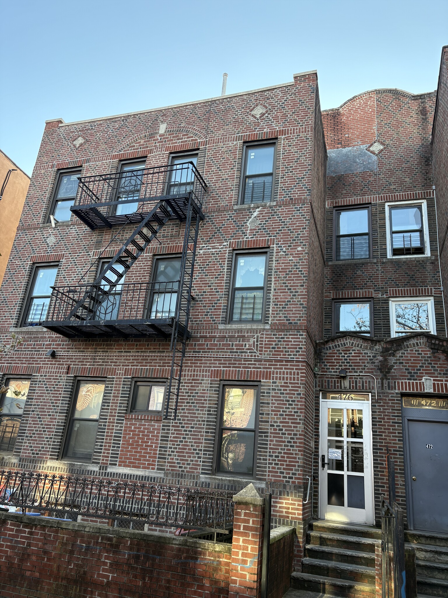 472 E 95th St, Brooklyn, NY for sale Building Photo- Image 1 of 16