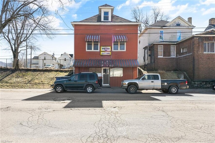 1314 Pennsylvania Ave, East Liverpool, OH for sale - Building Photo - Image 1 of 1