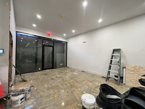 1172 Fulton St, Brooklyn, NY for lease Interior Photo- Image 1 of 8