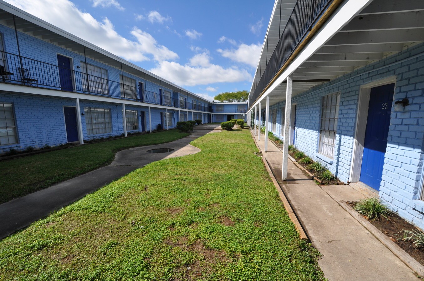 666 Maxey Rd, Houston, TX 77013