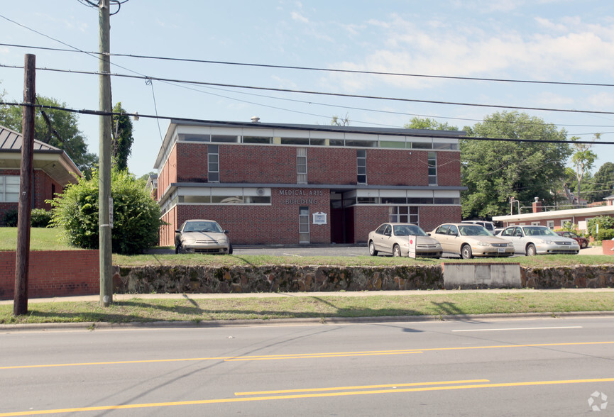 907 Hay St, Fayetteville, NC for sale - Building Photo - Image 3 of 7