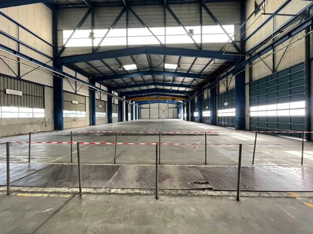 Location Bureaux 2 285 m² - Photo 1