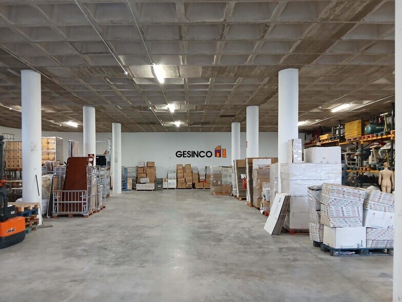 Industrial in Ontinyent, Valencia for sale - Building Photo - Image 2 of 5