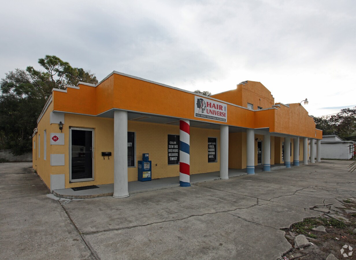 1247 N Pine Hills Rd, Orlando, FL 32808