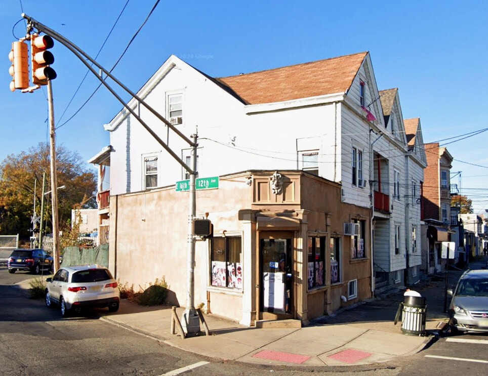 554-560 E 18th St, Paterson, NJ for lease Building Photo- Image 1 of 6