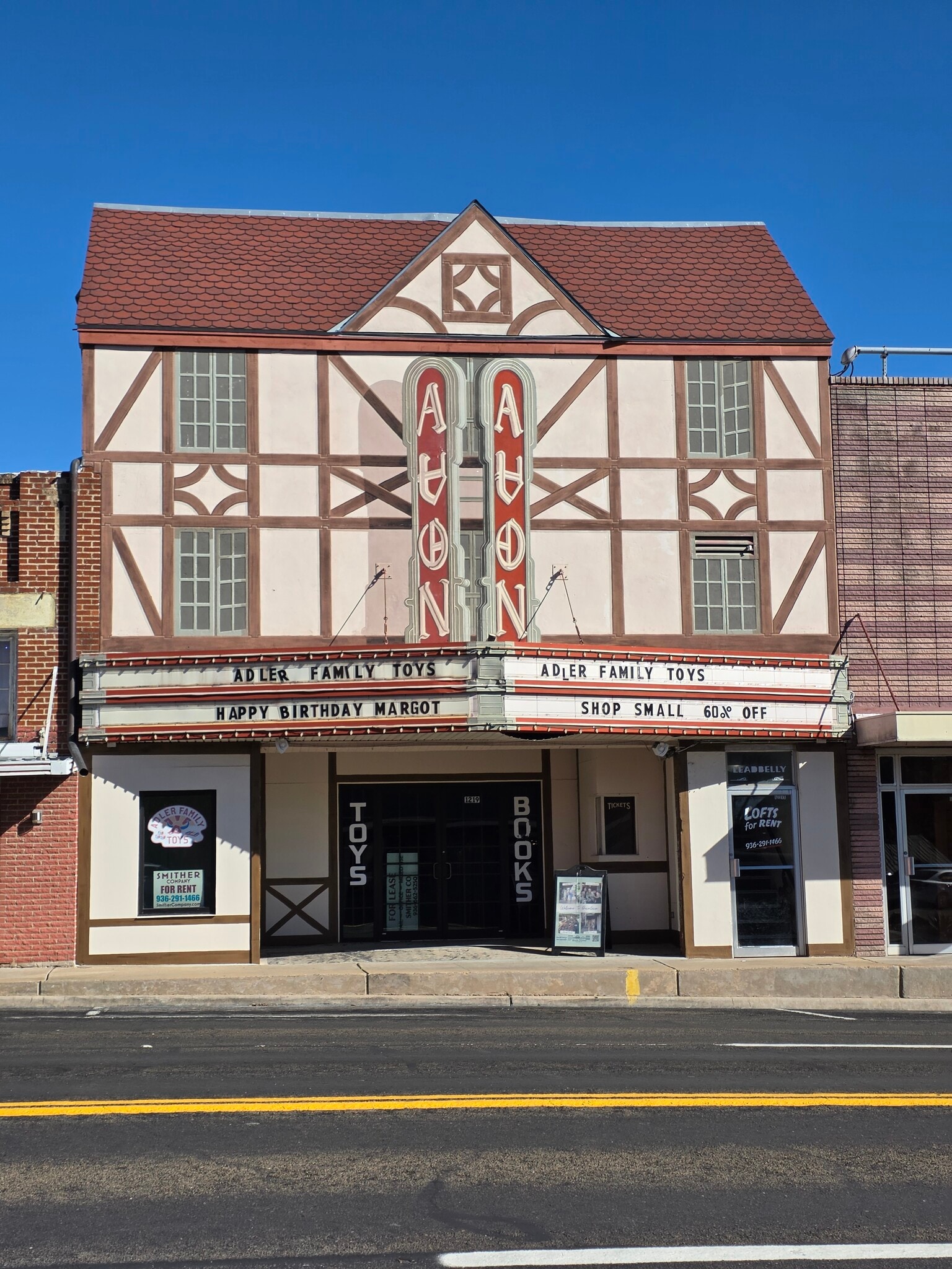 1219 Sam Houston Ave, Huntsville, TX for lease Building Photo- Image 1 of 8